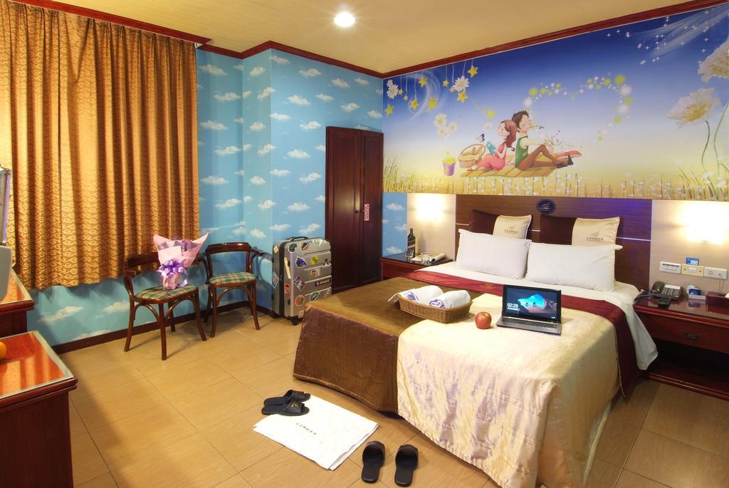 Golden Swallow Hotel Hsinchu Bilik gambar