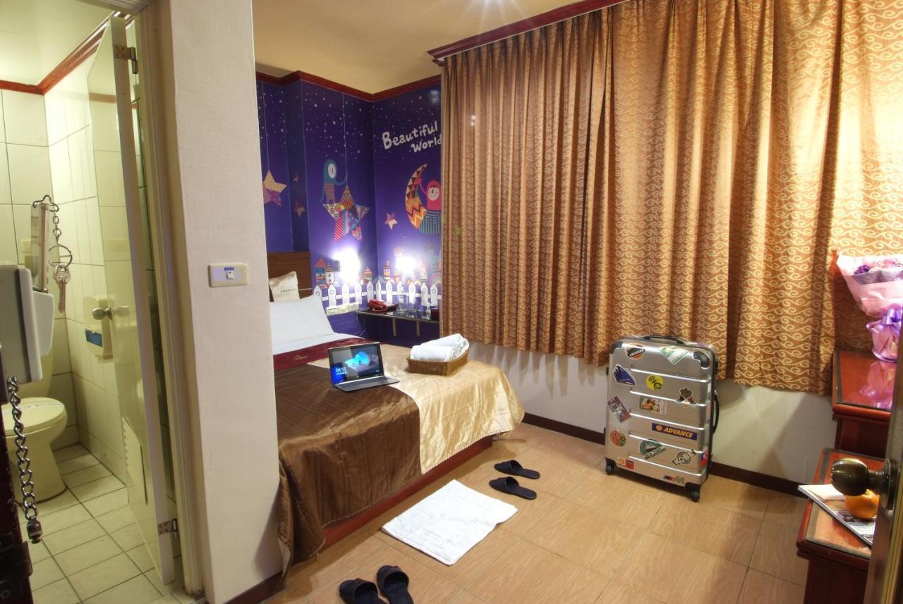 Golden Swallow Hotel Hsinchu Luaran gambar