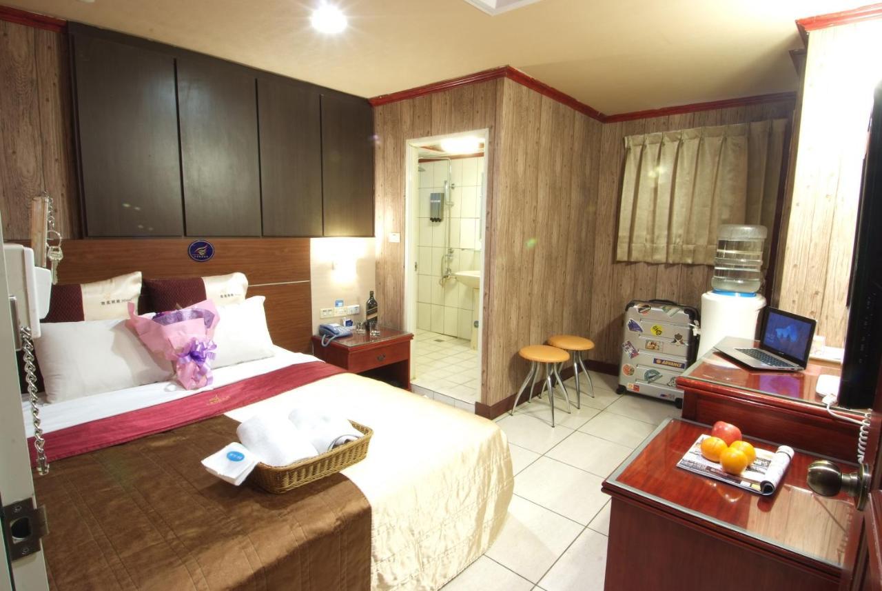 Golden Swallow Hotel Hsinchu Luaran gambar